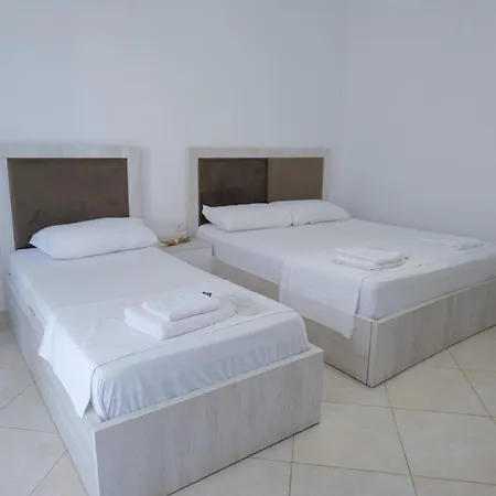 Seahorse Hotel Ksamil Exterior photo
