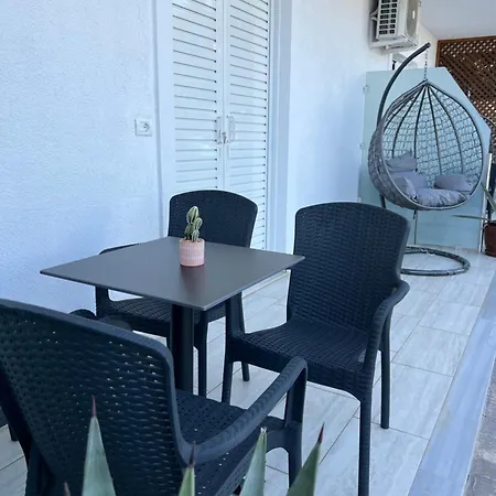 Seahorse Hotel Ksamil Exterior photo